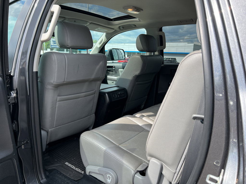 Used 2019 Toyota Sequoia SR5 w/ Premium Package AWD/4WD image 6
