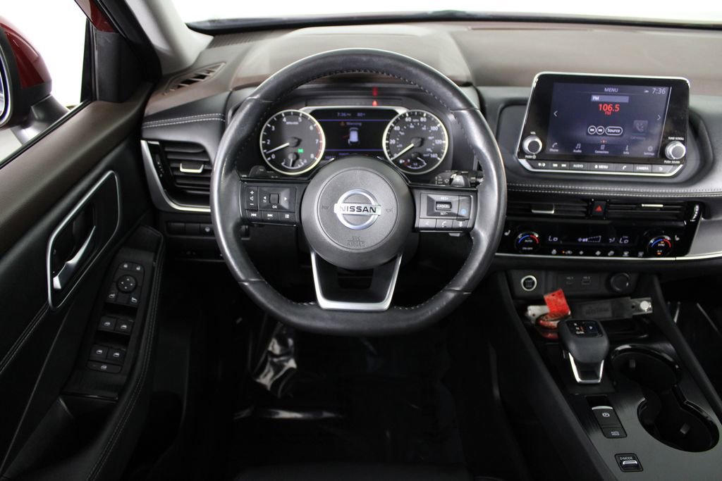 Certified 2021 Nissan Rogue SV w/ Premium Package image 7