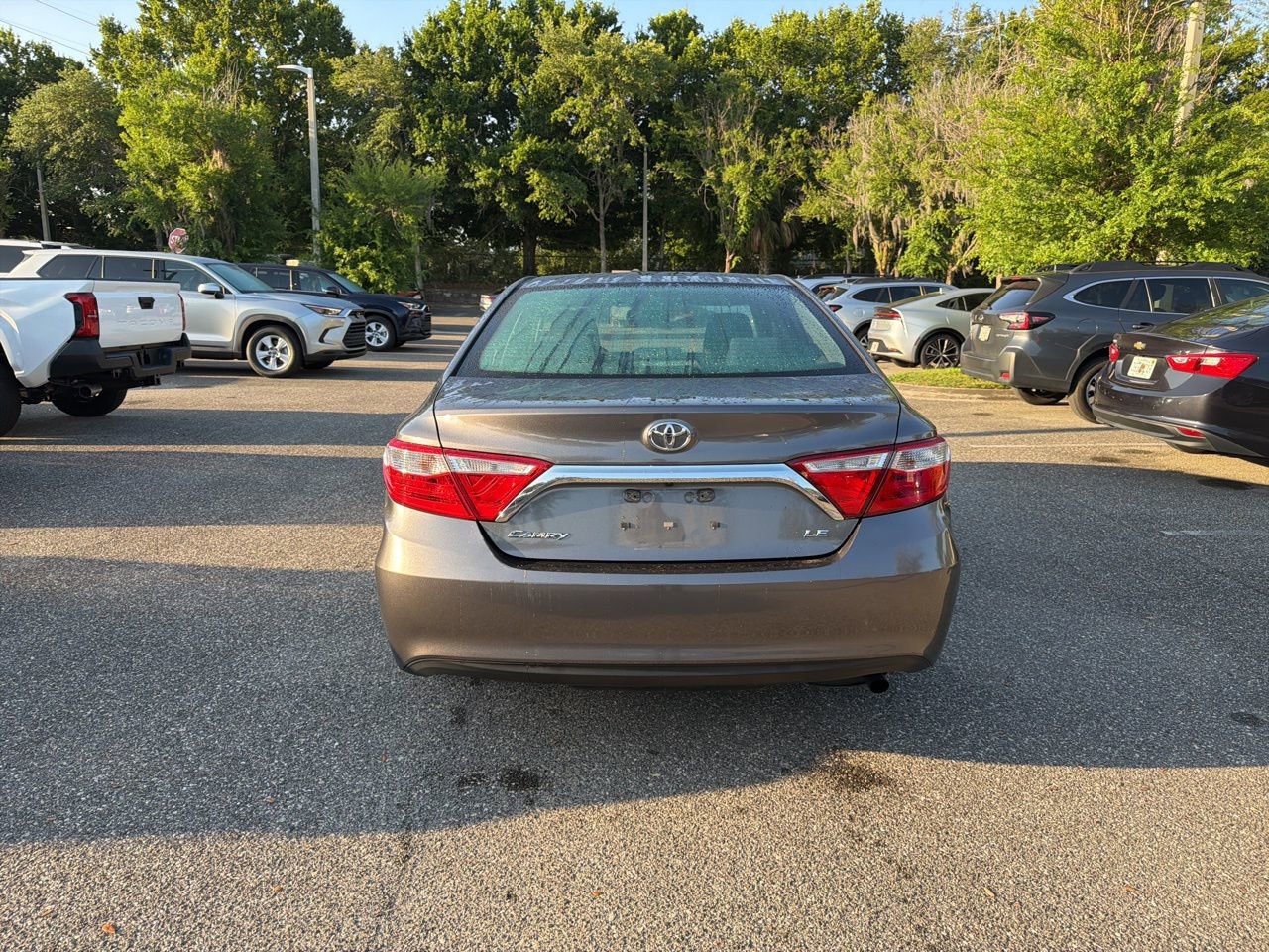 Used 2016 Toyota Camry LE FWD image 4