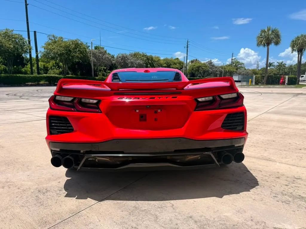 Used 2020 Chevrolet Corvette Stingray Premium Cpe w/ 3LT Preferred Equipment Group RWD image 4