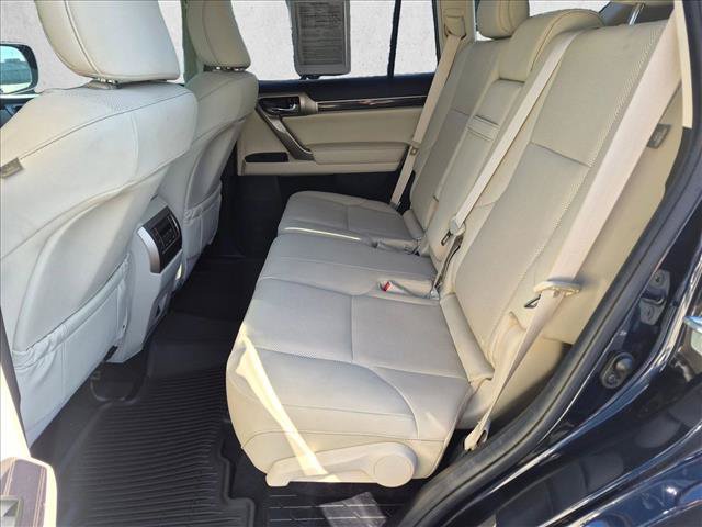 Used 2021 Lexus GX 460 Premium w/ Premium Package AWD/4WD image 17