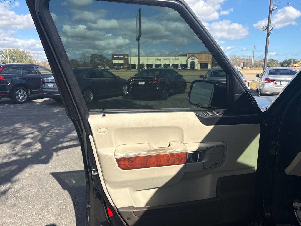 Used 2010 Land Rover Range Rover HSE LUX image 9