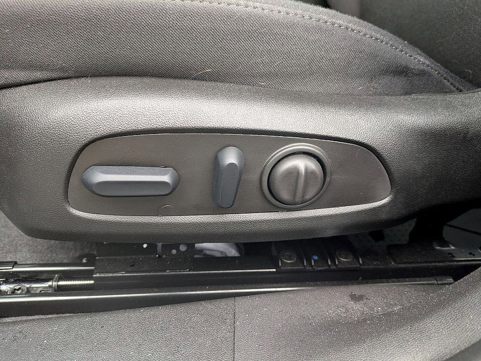 Used 2024 Chevrolet Malibu LT w/ LPO, Floor Liner Package image 12