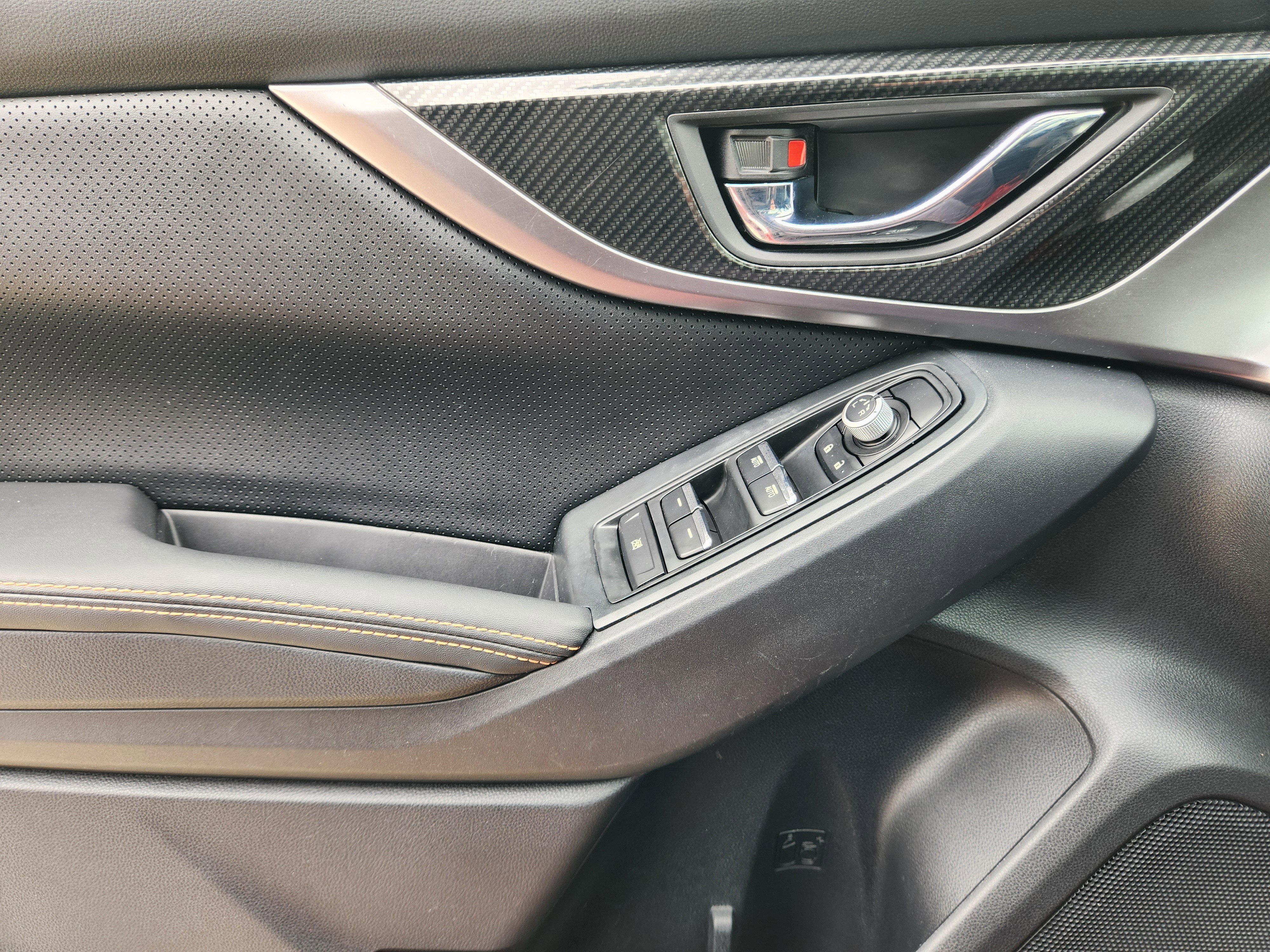 Used 2018 Subaru Crosstrek 2.0i Limited image 28