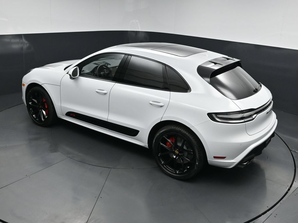 New 2026 Porsche Macan GTS AWD/4WD image 17