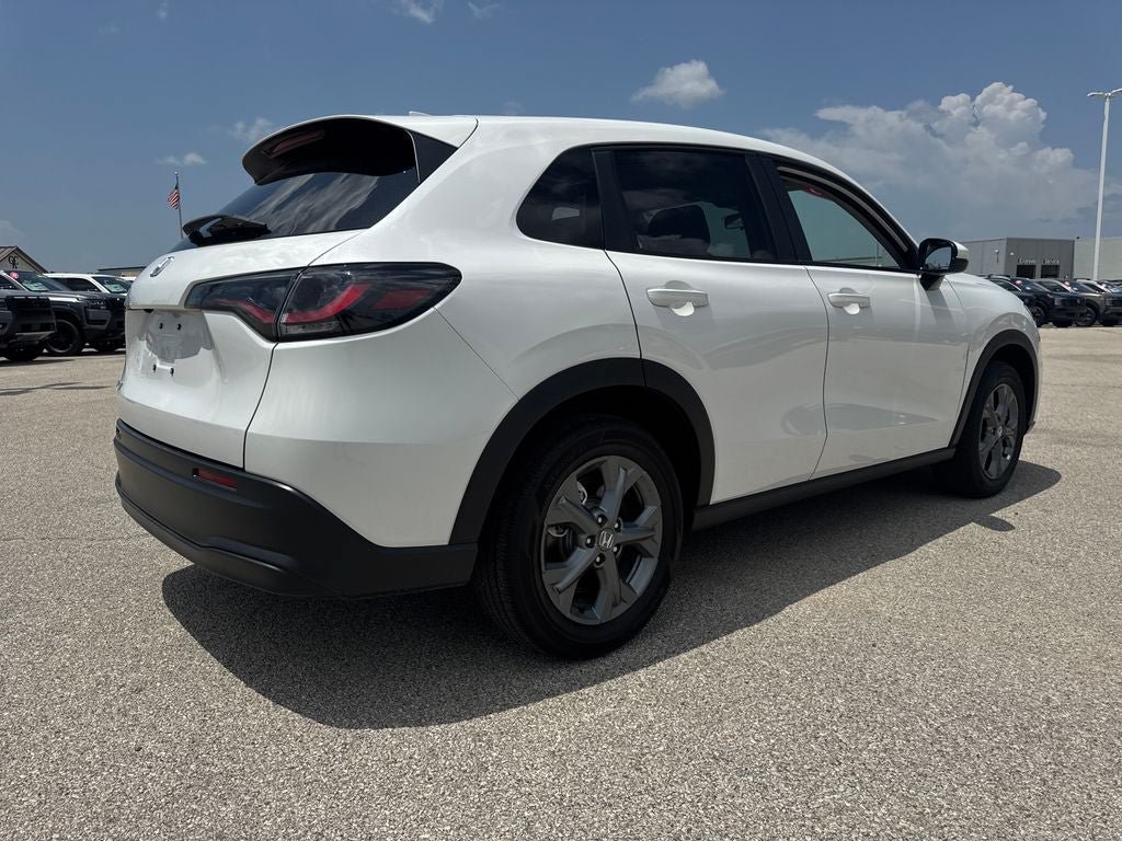 Used 2026 Honda HR-V LX image 7