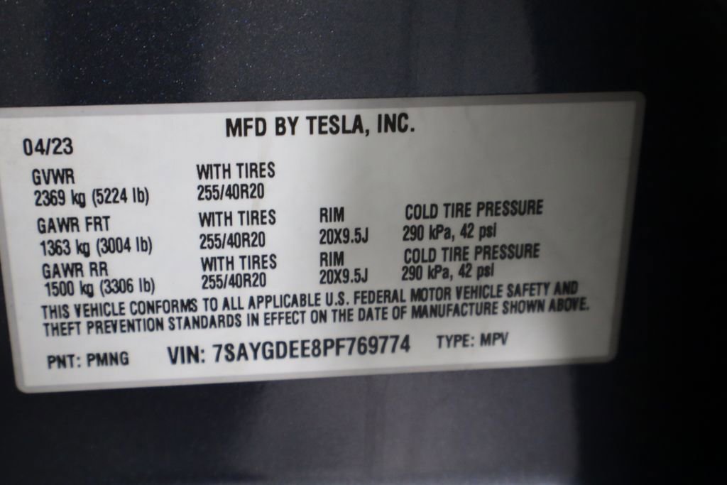 Used 2023 Tesla Model Y Long Range AWD/4WD image 39