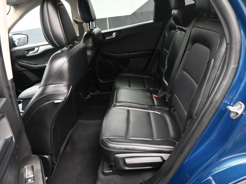 Certified 2020 Ford Escape SEL image 11