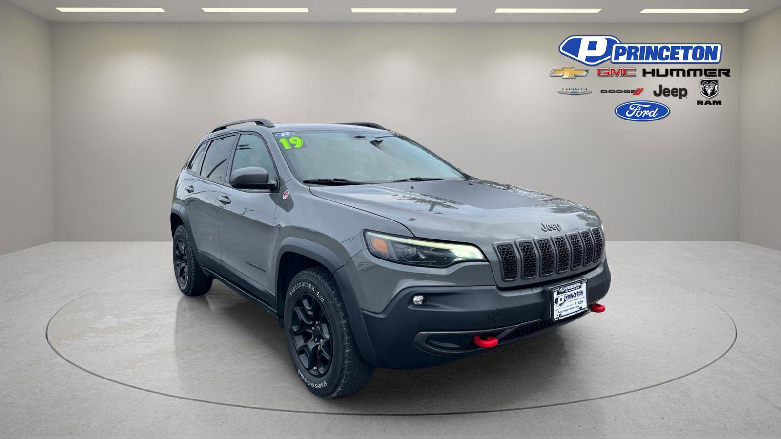 Used 2019 Jeep Cherokee Trailhawk