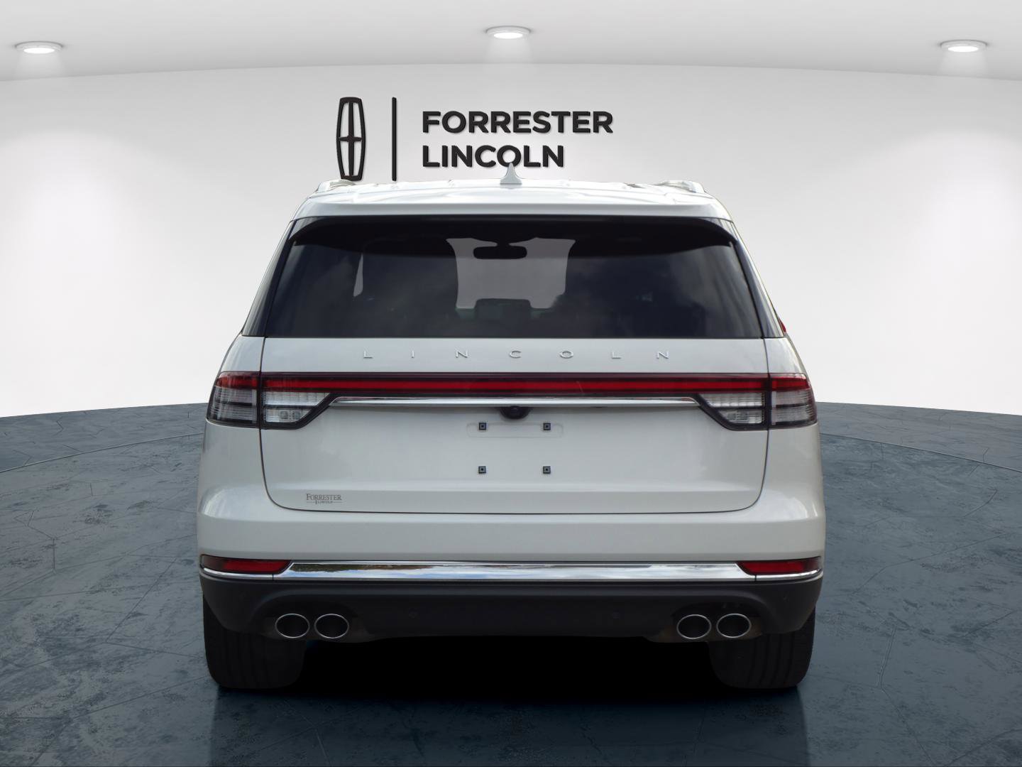 Used 2024 Lincoln Aviator Reserve w/ Equipment Group 201A image 4