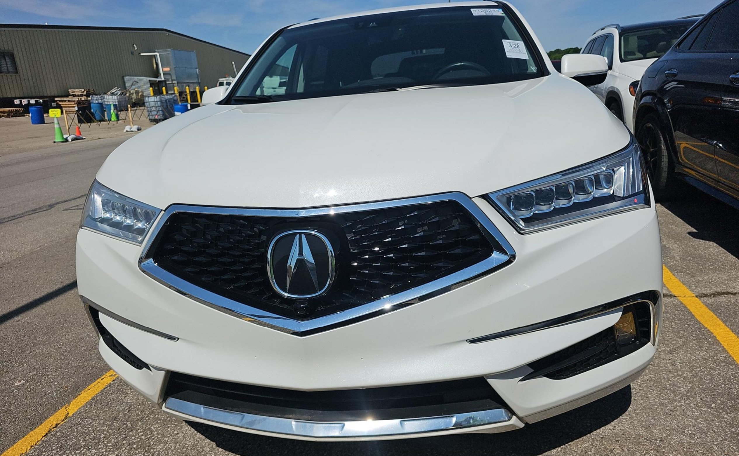 Used 2020 Acura MDX SH-AWD w/ Advance Package image 3