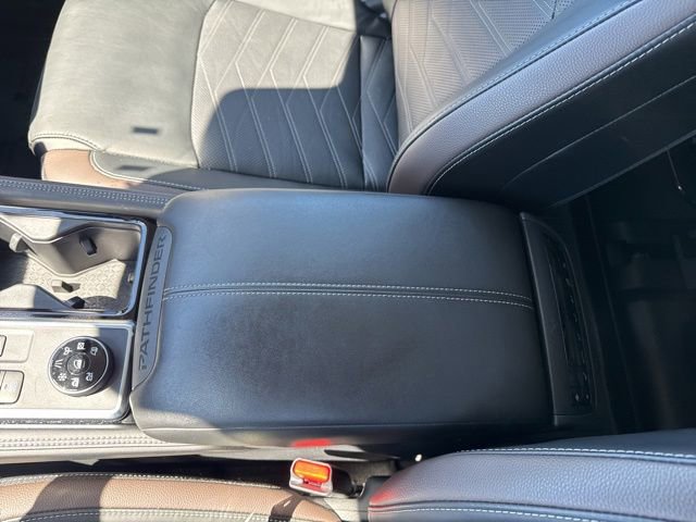 Used 2023 Nissan Pathfinder Platinum AWD/4WD image 33