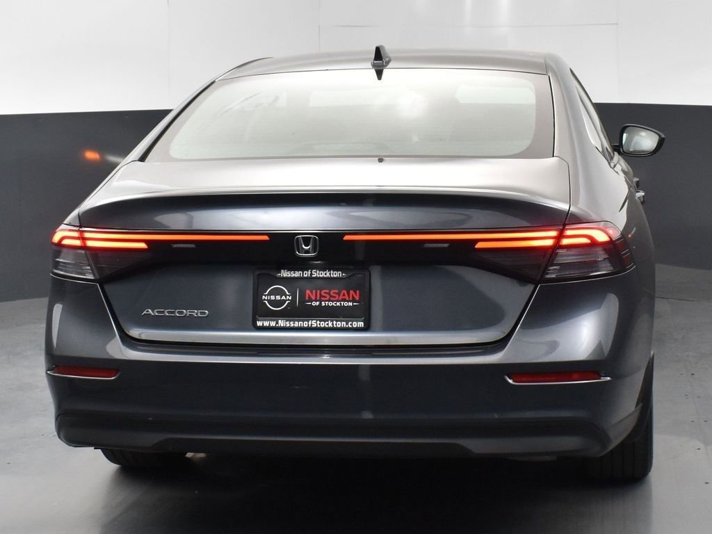 Used 2024 Honda Accord EX image 7