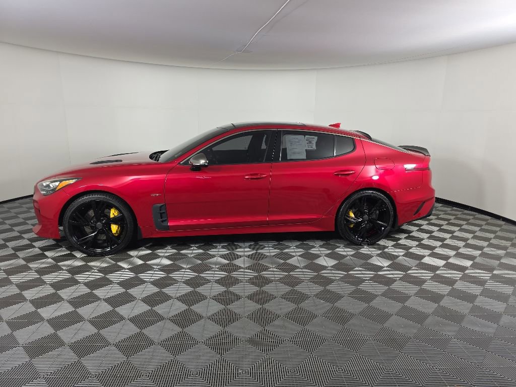 Used 2019 Kia Stinger GT1 AWD/4WD image 2