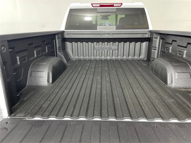 New 2026 GMC Sierra 1500 SLE w/ Preferred Package image 15