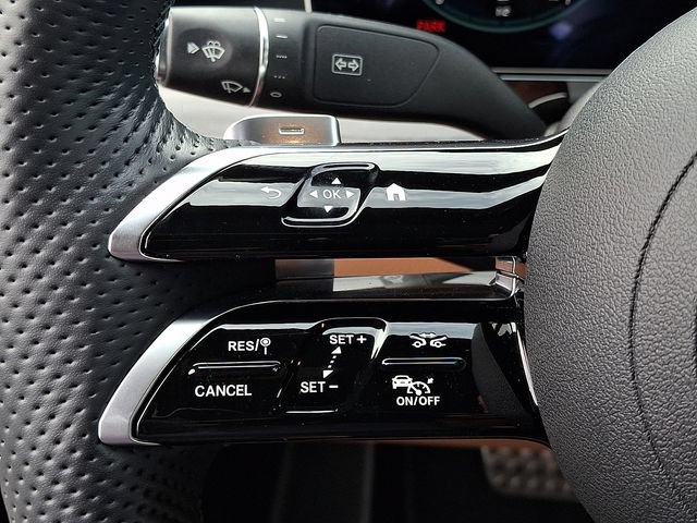 Used 2023 Mercedes-Benz E 450 4MATIC Cabriolet image 20