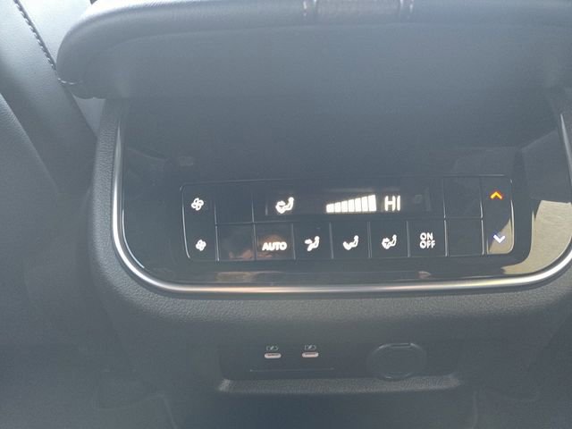 New 2026 Nissan Armada SL w/ Captain's Chari Seat Package image 26