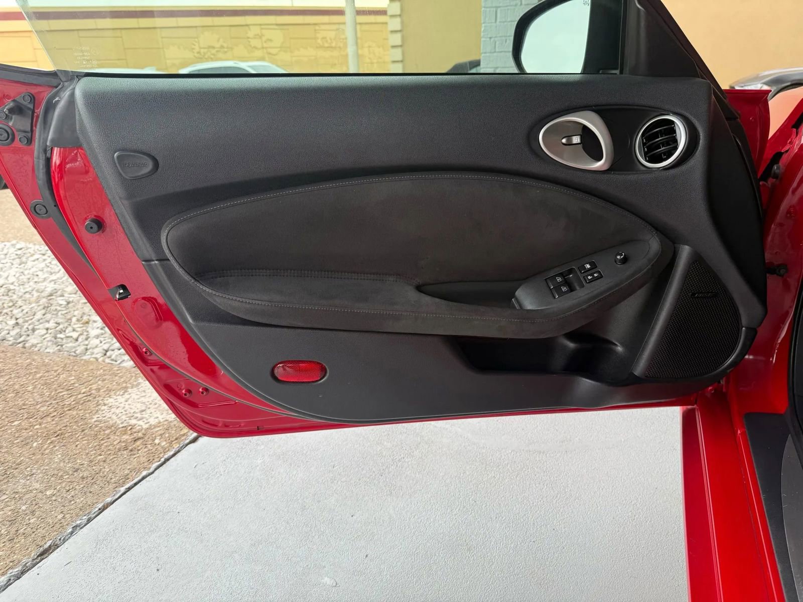 Used 2015 Nissan 370Z Touring Sport image 17