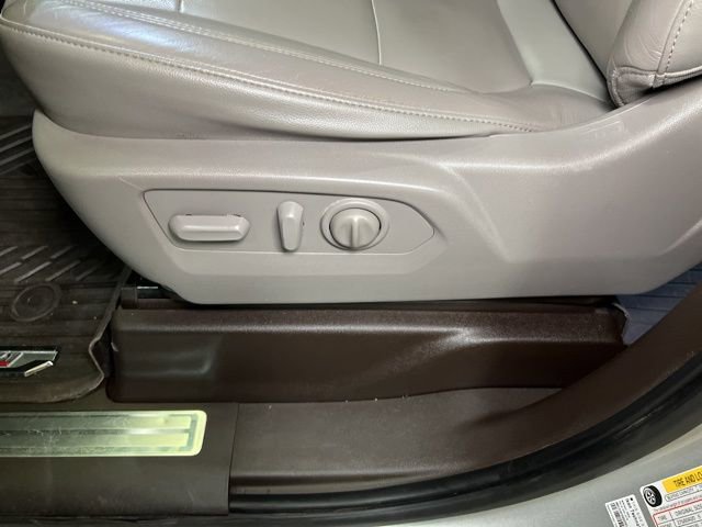 Used 2020 Chevrolet Silverado 1500 RST AWD/4WD image 58