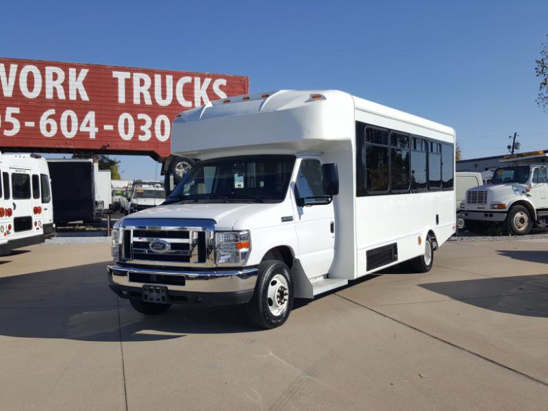 Used 2019 Ford E-450 and Econoline 450 Super Duty w/ Shuttle Bus Prep Package image 3