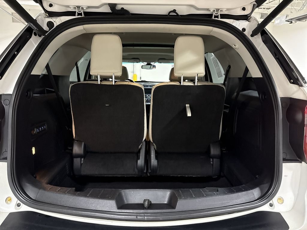 Used 2017 Ford Explorer Platinum AWD/4WD image 26