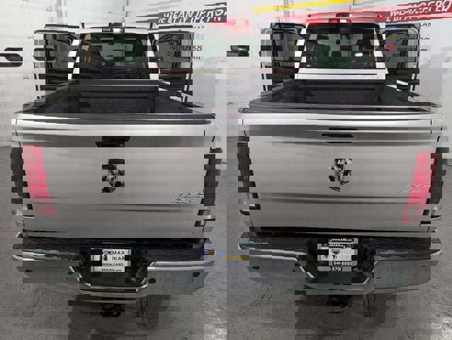 Used 2018 RAM 2500 Tradesman w/ Chrome Appearance Group image 14