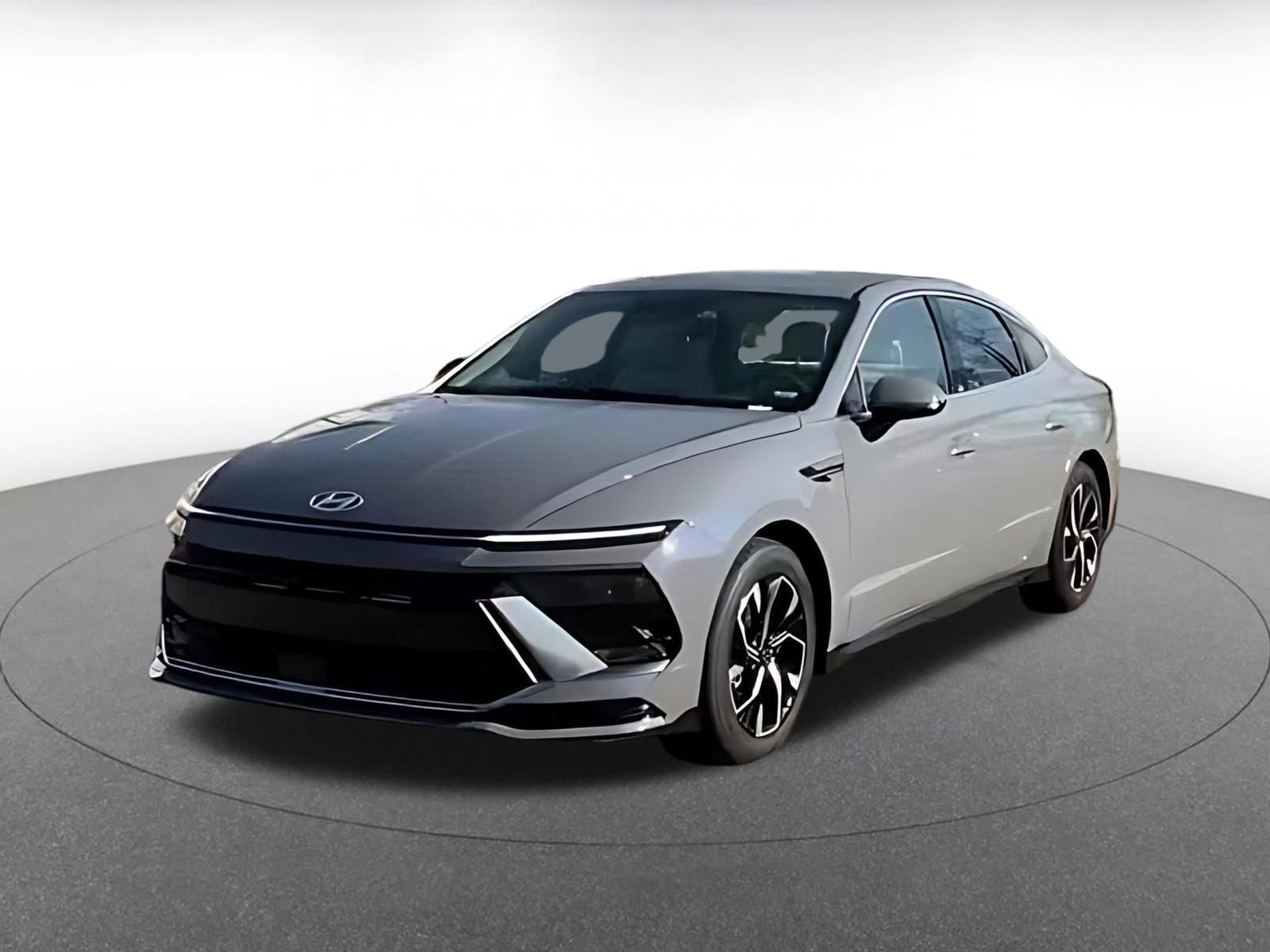 Used 2025 Hyundai Sonata SEL image 3