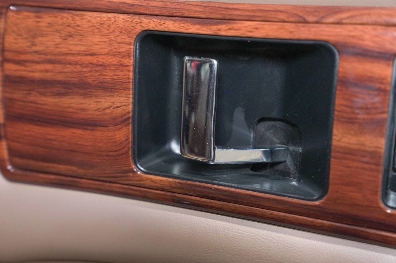 Used 1996 Chevrolet Impala SS image 37