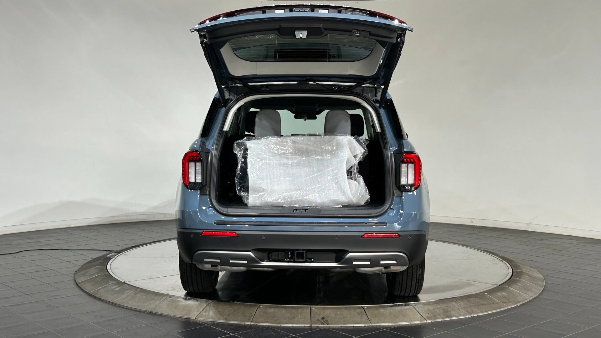 New 2026 Ford Explorer Active w/ Active Comfort Package AWD/4WD image 32
