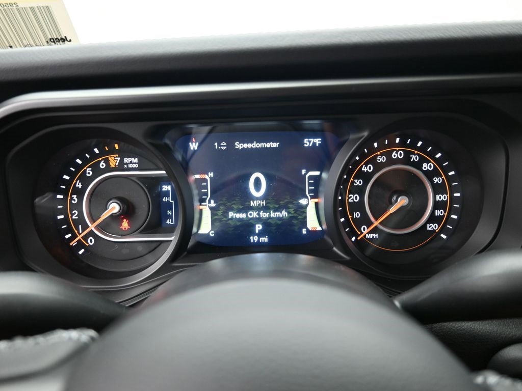 New 2025 Jeep Gladiator Sport image 20