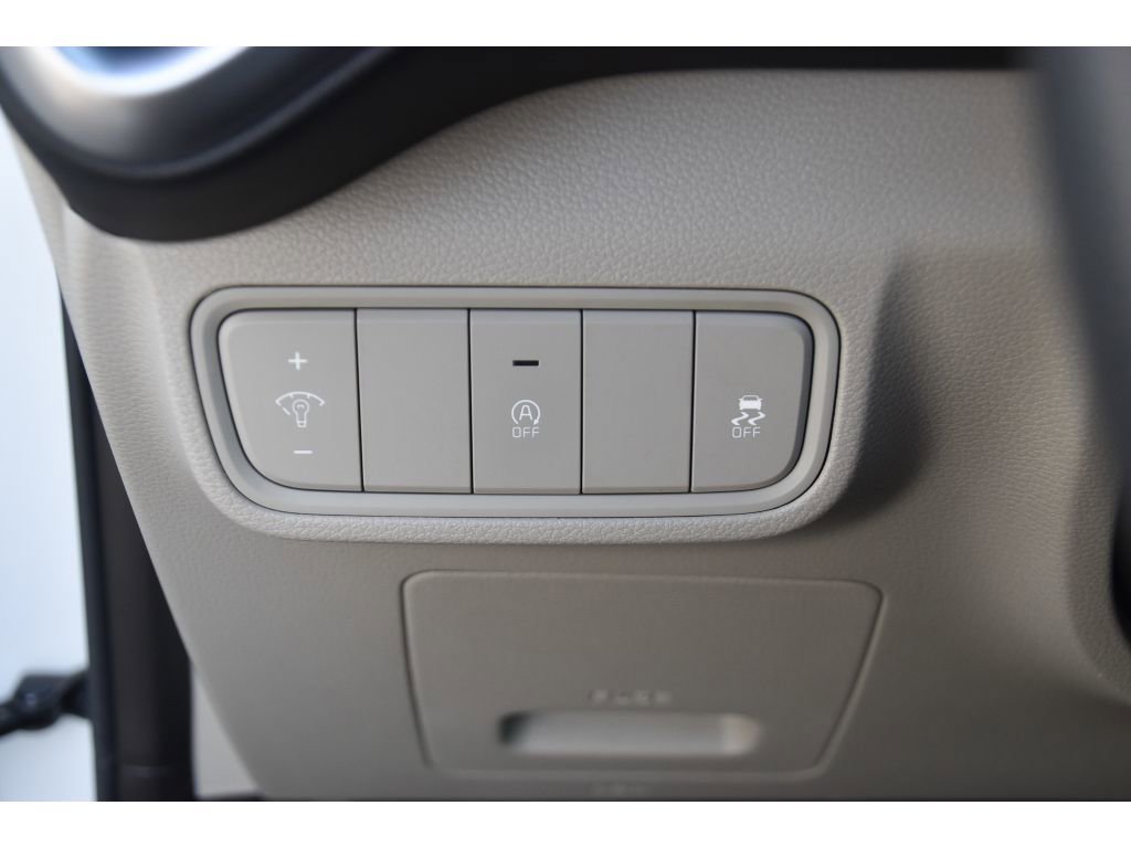 Used 2020 Kia Soul LX image 25