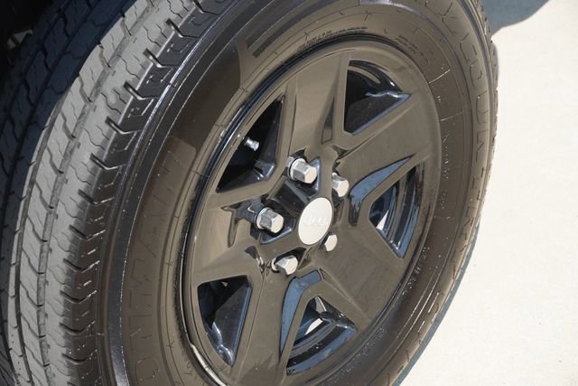 Used 2023 Jeep Gladiator Sport image 9