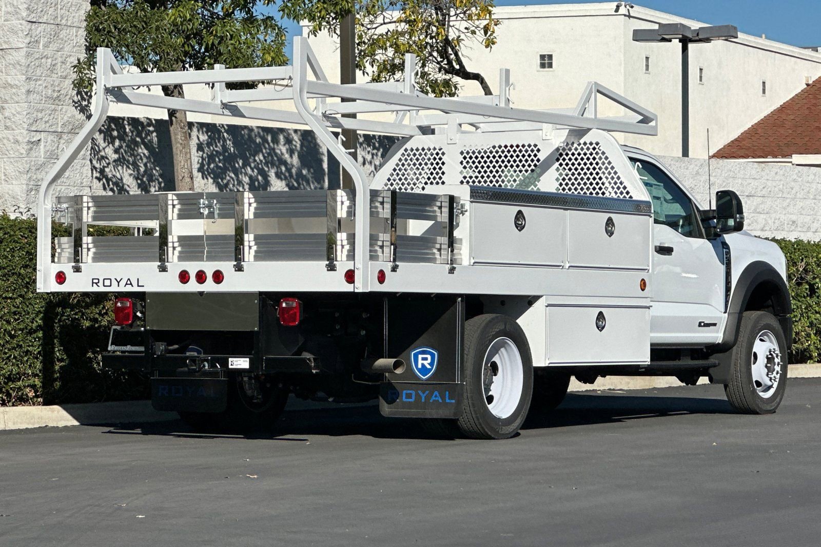 New 2024 Ford F550 2WD Regular Cab Super Duty image 4