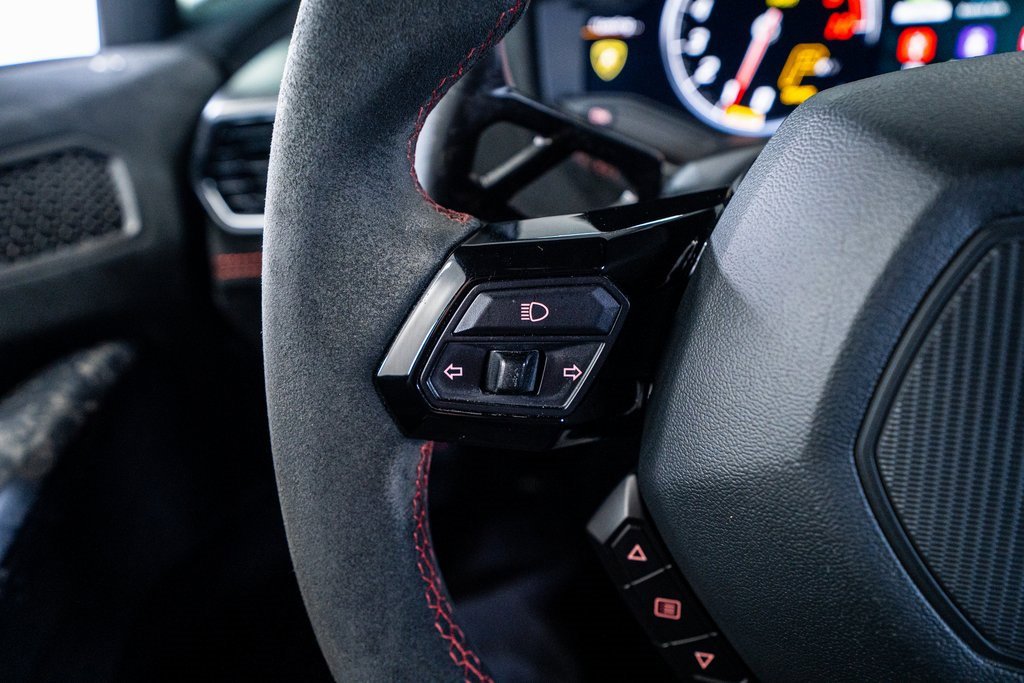 Used 2018 Lamborghini Huracan Performante image 53