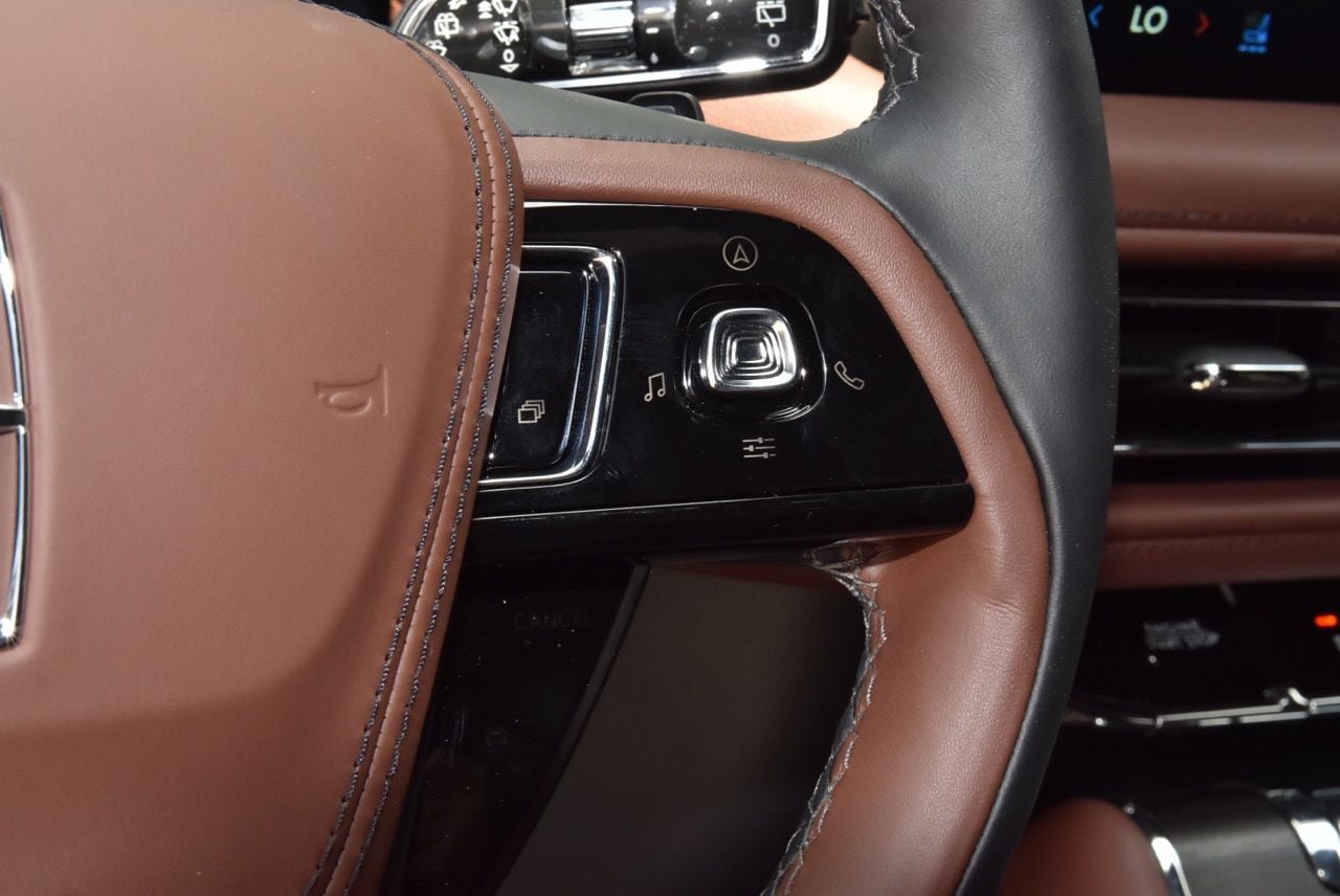 New 2026 Lincoln Aviator Reserve AWD/4WD image 27