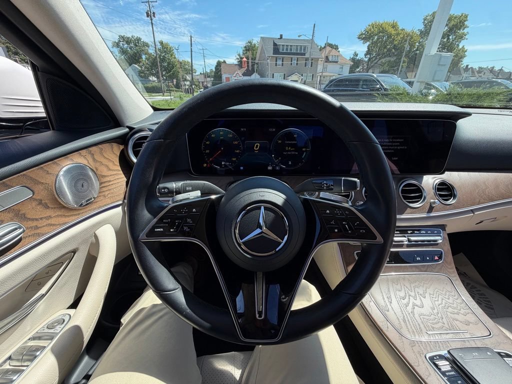 Used 2022 Mercedes-Benz E 350 4MATIC Sedan image 12