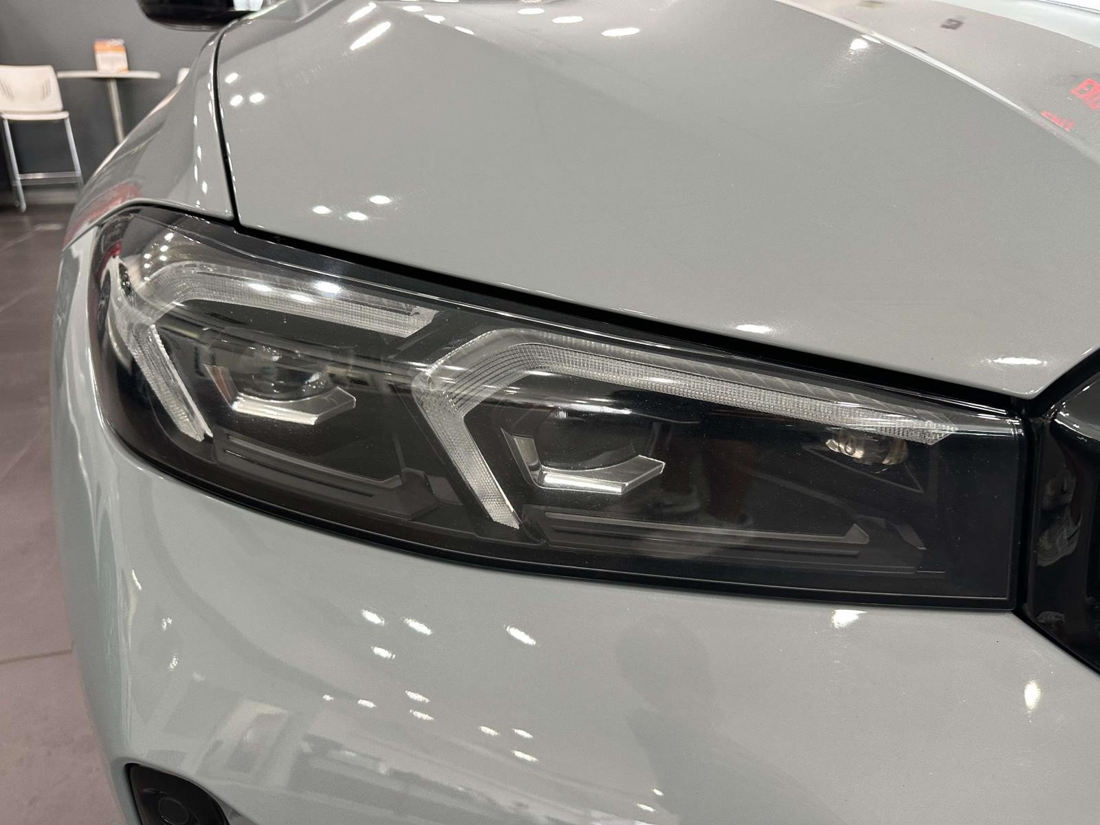 Used 2023 BMW 330i xDrive Sedan w/ M Sport Package AWD/4WD image 8
