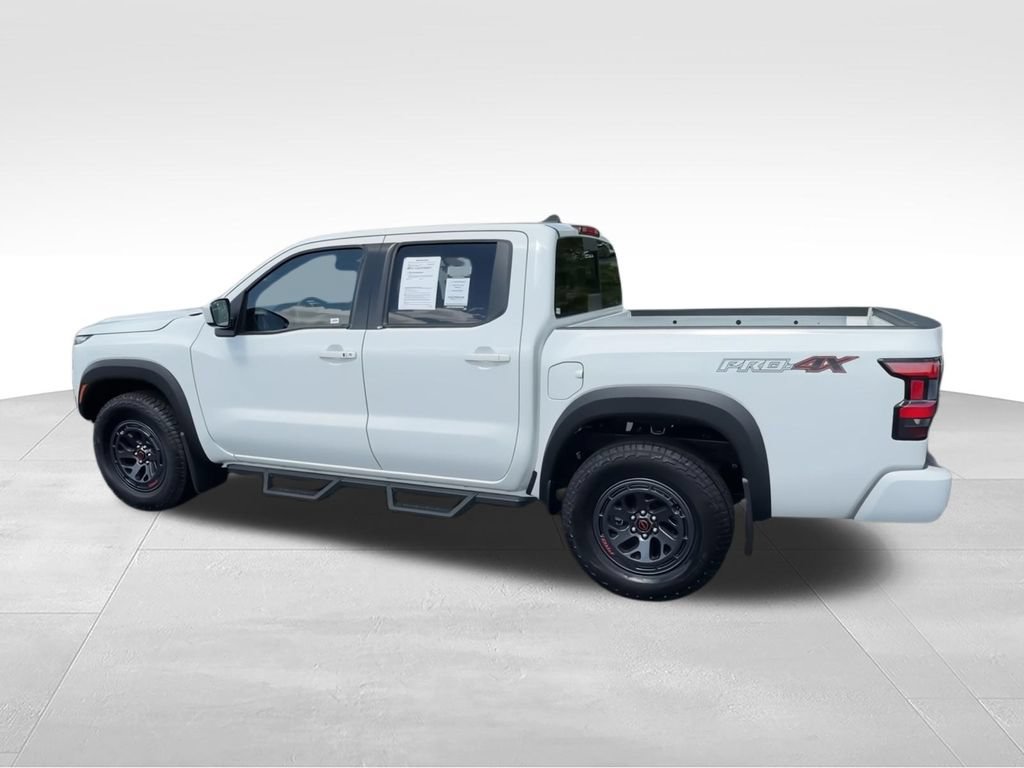 Used 2025 Nissan Frontier PRO-4X AWD/4WD image 7
