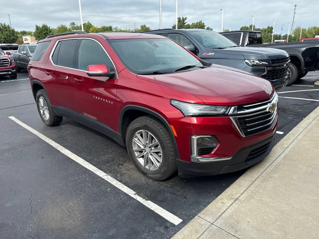 Used 2022 Chevrolet Traverse LT FWD image 5