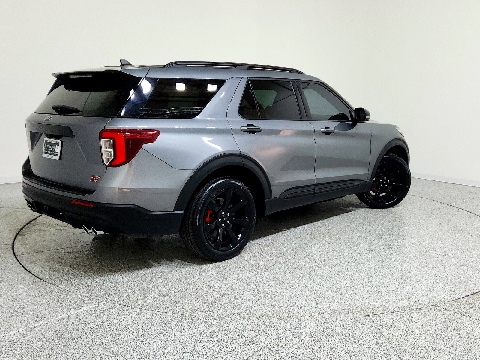 Used 2022 Ford Explorer ST w/ Equipment Group 401A image 3