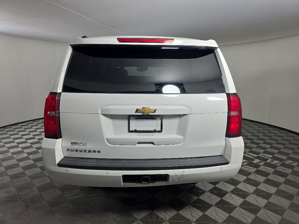 Used 2017 Chevrolet Suburban LT AWD/4WD image 4