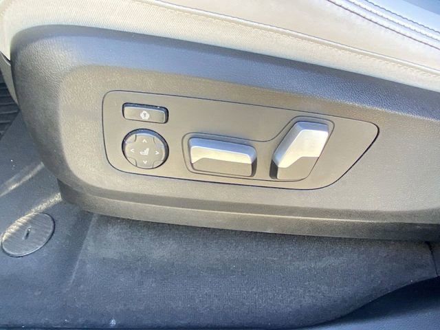 Certified 2025 BMW X5 xDrive50e w/ Premium Package image 22