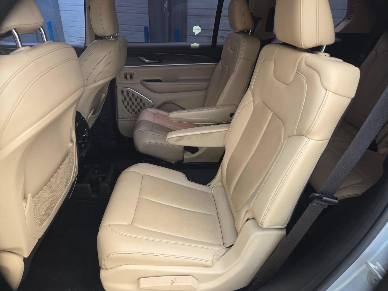 Used 2021 Jeep Grand Cherokee L Limited w/ MOPAR Finishing Package AWD/4WD image 13