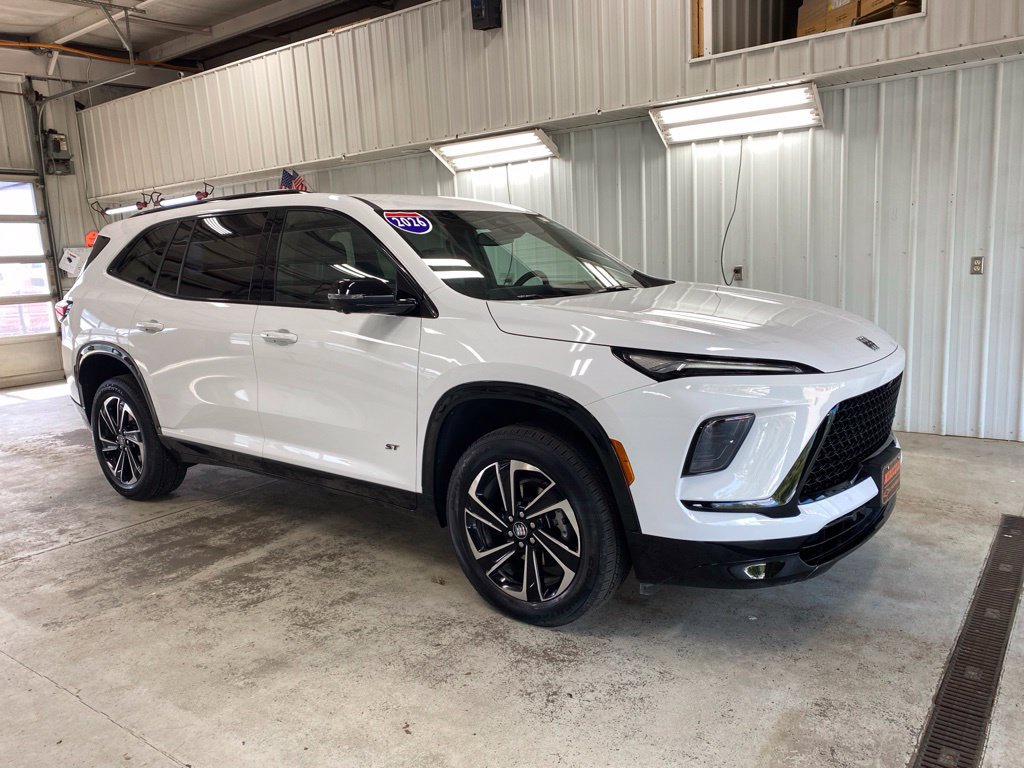 Certified 2026 Buick Enclave Sport Touring AWD/4WD image 2