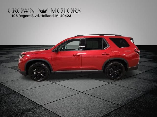 Certified 2025 Honda Pilot Black Edition image 6
