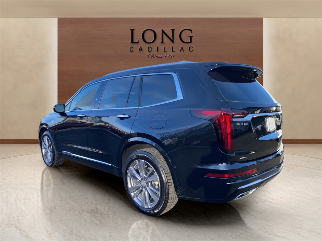 Certified 2024 Cadillac XT6 Premium Luxury w/ Platinum Package image 3