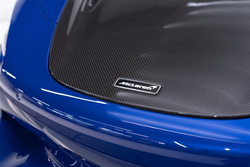 Used 2024 McLaren 750S Spider RWD image 22