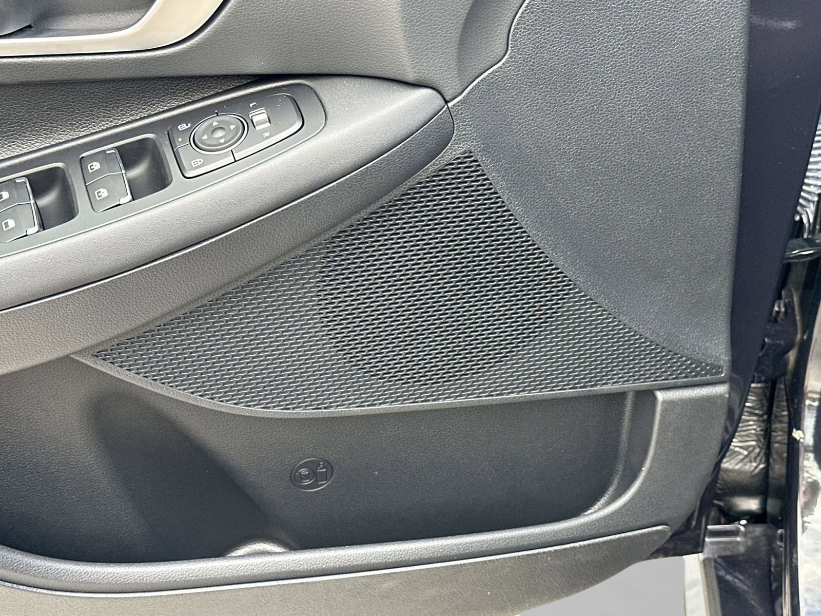 New 2025 Hyundai Sonata SEL image 17