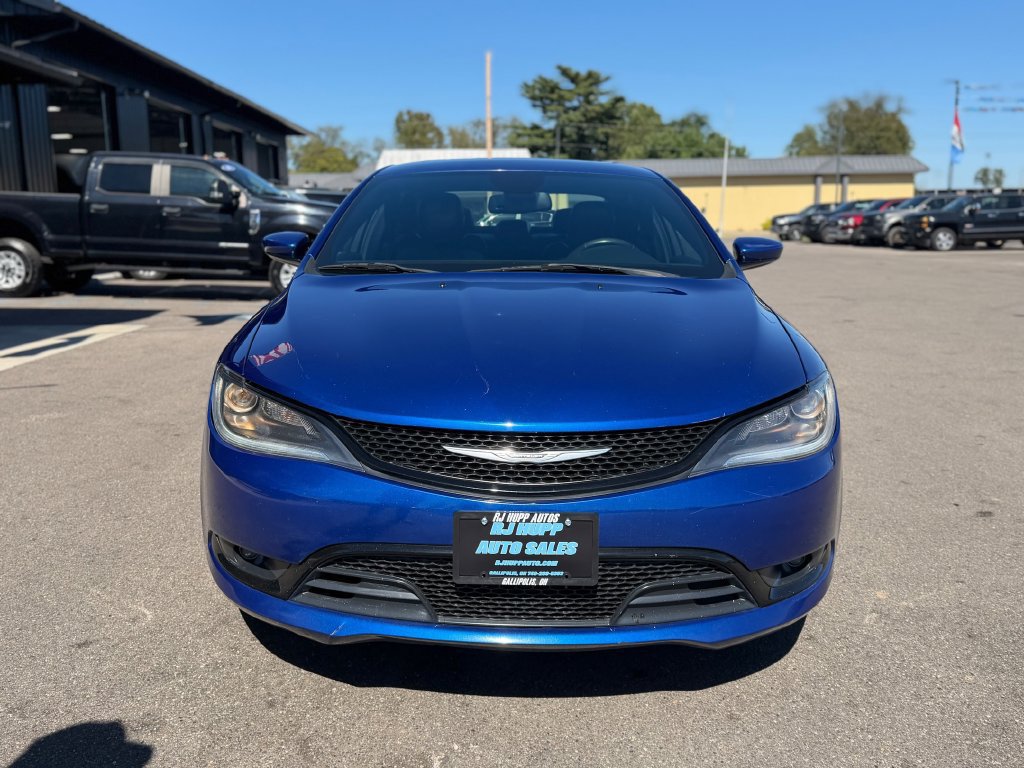 Used 2015 Chrysler 200 S w/ Navigation & Sound Group I FWD image 2