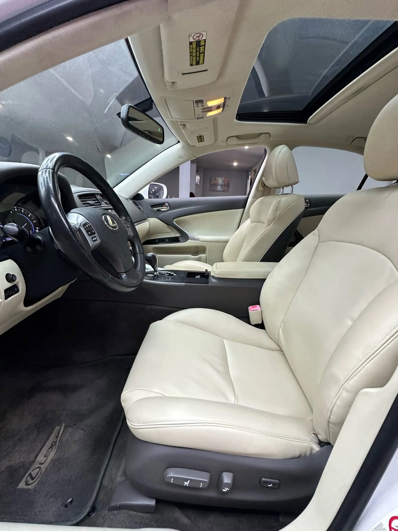 Used 2011 Lexus IS 250 image 12